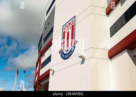 bet365 Stadium, Stoke, England - 19. August 2023 Allgemeine Ansicht des Geländes - vor dem Spiel Stoke City gegen Watford, EFL Championship, 2023/24, bet365 Stadium, Stoke, England - 19. August 2023 Credit: Arthur Haigh/WhiteRosePhotos/Alamy Live News Stockfoto