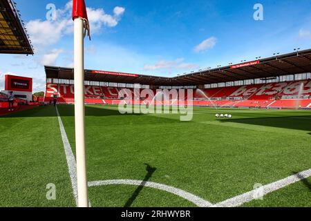 bet365 Stadium, Stoke, England - 19. August 2023 Allgemeine Ansicht des Geländes - vor dem Spiel Stoke City gegen Watford, EFL Championship, 2023/24, bet365 Stadium, Stoke, England - 19. August 2023 Credit: Arthur Haigh/WhiteRosePhotos/Alamy Live News Stockfoto