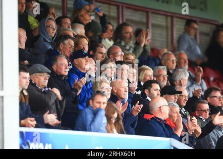 Gayfield, Arbroath, Großbritannien. August 2023. Scottish Championship Football, Arbroath versus Queens Park; Queens Park Fans Credit: Action Plus Sports/Alamy Live News Stockfoto