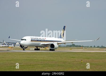 9V-SME, Singapore Airlines, Airbus A350 Stock Photo