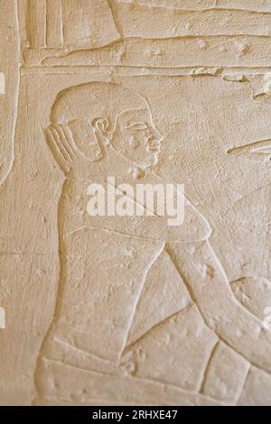 Ägypten, Sakkara, Grab von Ankhmahor, handwerklich gegrabene Steingerichte. Stockfoto