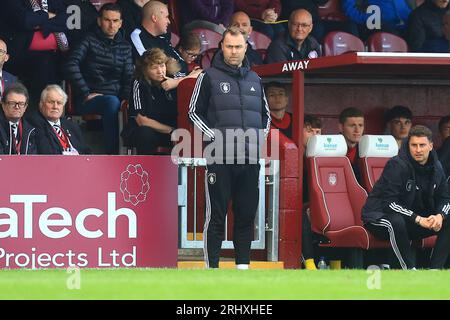 Gayfield, Arbroath, Großbritannien. August 2023. Scottish Championship Football, Arbroath versus Queens Park; Queens Park Cheftrainer Robin Veldman Credit: Action Plus Sports/Alamy Live News Stockfoto