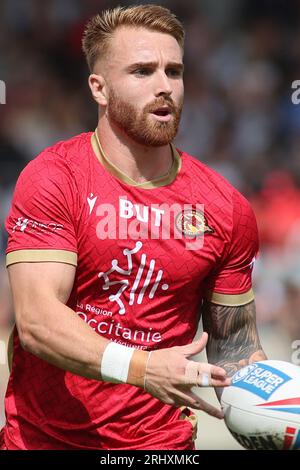 Leigh, Großbritannien. August 2023. Leigh Sports Stadium, Leigh Sports Village, Sale Way, Leigh, Greater Manchester, August 2023. Betfred Super League Leigh Leoparden gegen Katalanische Drachen Adam Keighran von Catalans Dragons Credit: Touchlinepics/Alamy Live News Stockfoto