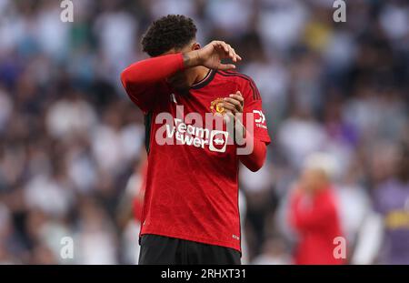 London, Großbritannien. August 2023. Jadon Sancho von Manchester United reagiert nach dem Spiel in der Premier League im Tottenham Hotspur Stadium in London. Das Bild sollte lauten: Paul Terry/Sportimage Credit: Sportimage Ltd/Alamy Live News Stockfoto