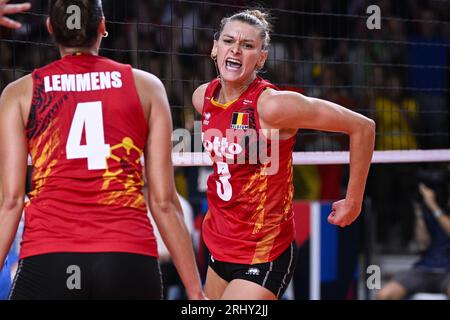 Gent, Belgien. August 2023. Der Belgier Britt Herbots feiert während eines Volleyballspiels zwischen Slowenien und der belgischen Volleyballnationalmannschaft Yellow Tigers in der Gruppenphase der Frauen-Europameisterschaft 2023 am Samstag, den 19. August 2023 in Gent. Die Europameisterschaften der Frauen 2023 finden vom 15. August bis 3. September statt. BELGA PHOTO LAURIE DIEFFEMBACQ Credit: Belga News Agency/Alamy Live News Stockfoto