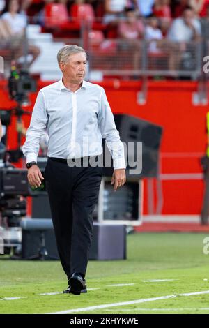 Almeria, Spanien. August 2023. Carlo Ancelotti wurde während des Spiels der LaLiga EA Sports 2023/2024 zwischen UD Almeria und Real Madrid im Power Horse Stadium gesehen. Endstand: UD Almeria 1:3 Real Madrid Credit: SOPA Images Limited/Alamy Live News Stockfoto