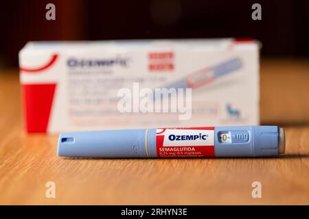 Die Injektion von Semaglutid mit dem Namen „ozempic“ in einen Pen ist ein Arzneimittel gegen Diabetes zur Verbesserung des Blutzuckers Stockfoto