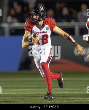 Ottawa, Kanada. August 2023. Dustin Crum (18) der Ottawa Redblacks spielt in der regulären Saison der Canadian Football League (CFL) zwischen den Montreal Alouettes bei den Ottawa Redblacks. Die Montreal Alouettes gewannen das Spiel mit 25:24. 2023 Copyright Sean Burges / Mundo Sport Images / Alamy Live News Stockfoto
