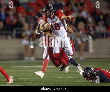 Ottawa, Kanada. August 2023. Dustin Crum (18) der Ottawa Redblacks spielt in der regulären Saison der Canadian Football League (CFL) zwischen den Montreal Alouettes bei den Ottawa Redblacks. Die Montreal Alouettes gewannen das Spiel mit 25:24. 2023 Copyright Sean Burges / Mundo Sport Images / Alamy Live News Stockfoto