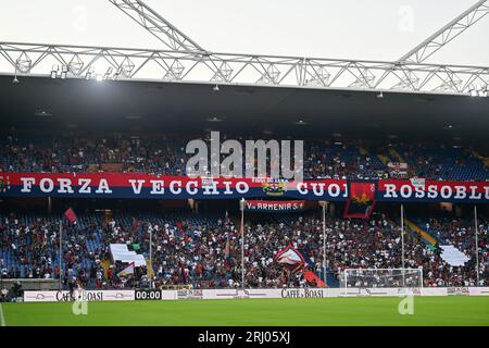 Genua, Italien. August 2023. Supporter's Genoa während des Spiels Genua CFC gegen ACF Fiorentina, italienische Fußballserie A in Genua, Italien, 19. August 2023 Credit: Independent Photo Agency/Alamy Live News Stockfoto