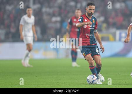 Genua, Italien. August 2023. Milan Badelj (Genua) während des Spiels Genua CFC gegen ACF Fiorentina, italienische Fußballserie A in Genua, Italien, 19. August 2023 Credit: Independent Photo Agency/Alamy Live News Stockfoto