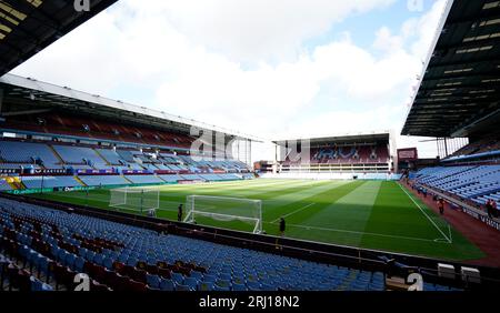 Birmingham, Großbritannien. August 2023. Allgemeine Ansicht des Stadions vor dem Spiel der Premier League in Villa Park, Birmingham. Das Bild sollte lauten: Andrew Yates/Sportimage Credit: Sportimage Ltd/Alamy Live News Stockfoto