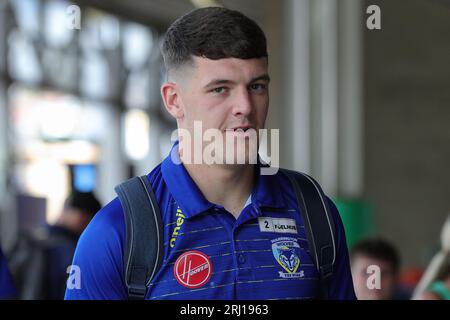 Josh Thewlis #2 von Warrington Wolves kommt im Headingley Stadium vor dem 22. Spiel der Betfred Super League in Leeds Rhinos gegen Warrington Wolves im Headingley Stadium, Leeds, Großbritannien, am 20. August 2023 an (Foto: James Heaton/News Images) Stockfoto