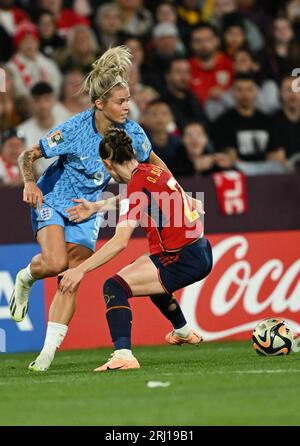 Sydney, Australien. August 2023. Rachel Daly (L) aus England tritt im Finale zwischen Spanien und England bei der FIFA Frauen-Weltmeisterschaft 2023 in Sydney, Australien, am 20. August 2023 an. Quelle: Li Yibo/Xinhua/Alamy Live News Stockfoto