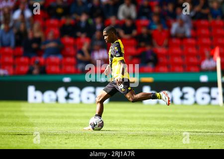 bet365 Stadium, Stoke, England - 19. August 2023 Yaser Asprilla (18) of Watford - während des Spiels Stoke City vs Watford, EFL Championship, 2023/24, bet365 Stadium, Stoke, England - 19. August 2023 Credit: Arthur Haigh/WhiteRosePhotos/Alamy Live News Stockfoto