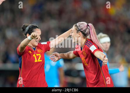 20. August 2023: Alexia Putellas (Spanien) und Jordan Nobbs (England) nach dem Spiel im Olympiastadion Sydney, Australien. Kim Price/CSM Stockfoto