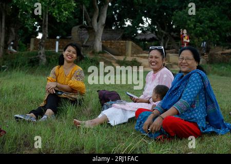 Rangamati, Bangladesch - 26. Juli 2023: Das tägliche Leben der Stammesbevölkerung im Rangamati District in Chittagong Hill Tracts, Bangladesch. Stockfoto