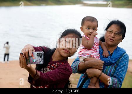 Rangamati, Bangladesch - 26. Juli 2023: Das tägliche Leben der Stammesbevölkerung im Rangamati District in Chittagong Hill Tracts, Bangladesch. Stockfoto