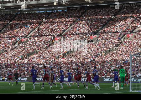 Allgemeine Sicht auf die Action während des Premier League-Spiels West Ham United gegen Chelsea im London Stadium, London, Vereinigtes Königreich, 20. August 2023 (Foto: Mark Cosgrove/News Images) Stockfoto