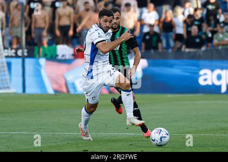 Reggio Emilia, Italien. August 2023. Sead Kolasinac (Atalanta) während des Spiels US Sassuolo gegen Atalanta BC, italienische Fußballserie A in Reggio Emilia, Italien, 20. August 2023 Credit: Independent Photo Agency/Alamy Live News Stockfoto