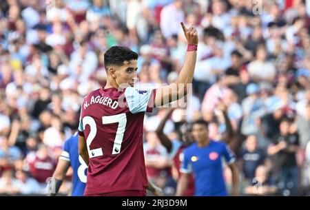 London, Großbritannien. August 2023. Nayef Aguerd von West Ham Utd schaut zu. Premier League Match, West Ham Utd gegen Chelsea im London Stadium, Queen Elizabeth Olympic Park in London am Sonntag, den 20. August 2023. Dieses Bild darf nur zu redaktionellen Zwecken verwendet werden. Nur zur redaktionellen Verwendung Foto von Sandra Mailer/Andrew Orchard Sports Photography/Alamy Live News Credit: Andrew Orchard Sports Photography/Alamy Live News Stockfoto