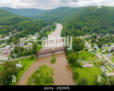 August 2023 Luftbild der Stadt Hancock, Delaware County, NY. Stockfoto