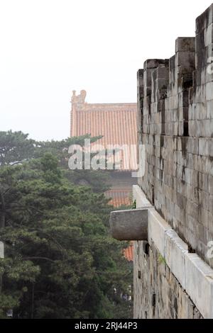 Zunhua, 13. Mai: Chinesische antike Architekturlandschaft in den östlichen Königsgräbern der Qing-Dynastie am 13. Mai 2012 in Zunhua, Provinz Hebei, ch Stockfoto