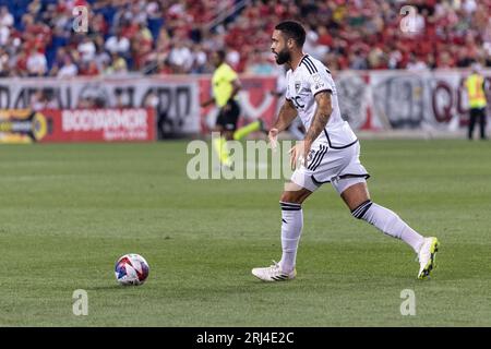 Harrison, USA. August 2023. Derrick Williams (3) von DC United kontrolliert den Ball während des regulären MLS-Saisonspiels gegen die Red Bulls in der Red Bull Arena in Harrison, New Jersey am 20. August 2023. Red Bulls gewann 1:0. (Foto: Lev Radin/SIPA USA) Credit: SIPA USA/Alamy Live News Stockfoto