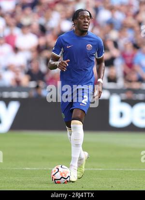 London, Großbritannien. August 2023. Axel Disasi von Chelsea während des Spiels der Premier League im London Stadium in London. Das Bild sollte lauten: Paul Terry/Sportimage Credit: Sportimage Ltd/Alamy Live News Stockfoto