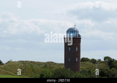 Der ehemalige Marinerichtungsturm ist heute ein internationales Messegelände und bietet eine Aussichtsplattform. Stockfoto