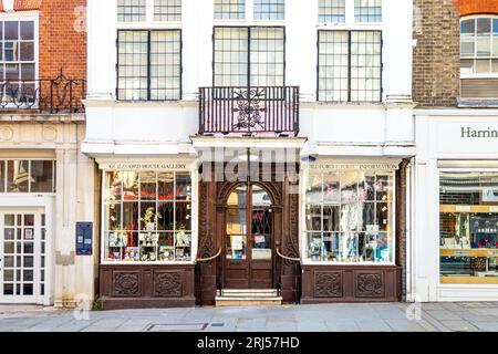 Außenansicht des historischen Guildford House aus dem 17. Jahrhundert, Guildford, Surrey, England Stockfoto