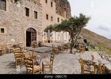 Eine majestätische Aufnahme der Burg Monemvasia in Griechenland Stockfoto