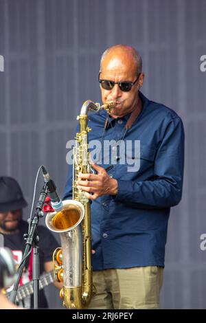 Camp Bestival, Weston Park, Shropshire, Großbritannien. August 2023. Tritt auf einem der beliebtesten und erfolgreichsten Familienmusikfestivals Großbritanniens auf. Verdienst: Julian Kemp/Alamy Stockfoto