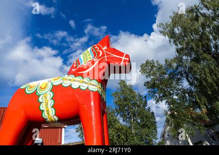 Herstellung des schwedischen Nationalsymbols Dalahästen, Nusnäs, Schweden. Stockfoto