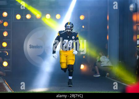 Pittsburgh, Pennsylvania, USA. August 2023. 19. August 2023: James Daniels (78) wird von den Pittsburgh Steelers gegen Buffalo Bills in Pittsburgh, PA, aufgesucht. Jake Mysliwczyk/AMG Media (Bild: © AMG/AMG über ZUMA Press Wire) NUR REDAKTIONELLE VERWENDUNG! Nicht für kommerzielle ZWECKE! Stockfoto