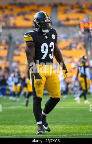 Pittsburgh, Pennsylvania, USA. August 2023. August 2023 Pittsburgh Steelers Linebacker Mark Robinson (93) während der Vorspielaufwärmups bei Pittsburgh Steelers vs Buffalo Bills in Pittsburgh, PA. Jake Mysliwczyk/AMG Media (Bild: © AMG/AMG über ZUMA Press Wire) NUR REDAKTIONELLE VERWENDUNG! Nicht für kommerzielle ZWECKE! Stockfoto