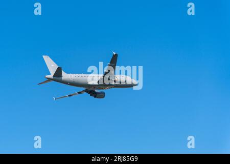 Airbus A319-100 Transportflugzeug der ungarischen Luftwaffe bei der ungarischen Staatszeremonie Stockfoto