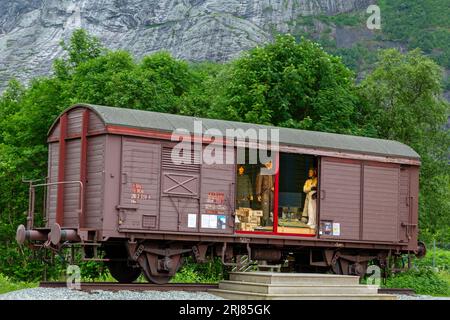 Trollsveggan Station, Andalsnes, More og Romsdal County, Norwegen, Skandinavien Stockfoto