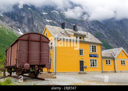 Trollsveggan Station, Andalsnes, More og Romsdal County, Norwegen, Skandinavien Stockfoto