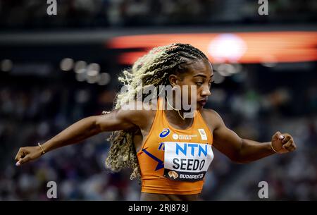 Budapest, Ungarn. August 2023. BUDAPEST - N'ketia Seedo in Aktion auf den 100 Metern während des dritten Tages der Leichtathletik-Weltmeisterschaften. ANP ROBIN VAN LONKHUIJSEN Credit: ANP/Alamy Live News Stockfoto