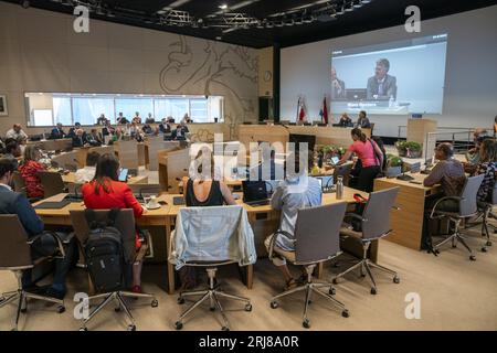 UTRECHT – die Mitglieder im Raum vor der Einsetzung des neuen Vorstands der Provinzexekutive von Utrecht während einer extra parlamentarischen Sitzung im Provinzhaus. ANP JEROEN JUMELET niederlande raus - belgien raus Stockfoto