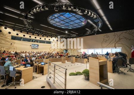 UTRECHT – die Mitglieder im Raum vor der Einsetzung des neuen Vorstands der Provinzexekutive von Utrecht während einer extra parlamentarischen Sitzung im Provinzhaus. ANP JEROEN JUMELET niederlande raus - belgien raus Stockfoto