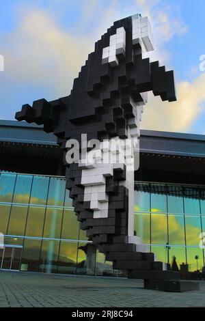 Digital Orca ist eine weitere Skulptur, die in Vancouver gefunden wurde. Das hier ist von Douglas Coupland. Stockfoto