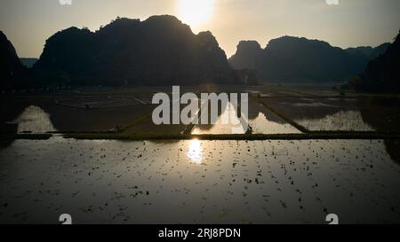 Sonnenuntergang in der Mua-Höhle, Ninh Binh Stockfoto