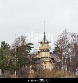 Kesäranta (erbaut 1873) ist die offizielle Residenz des finnischen Ministerpräsidenten Stockfoto