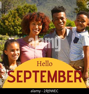 Komposition aus Hello september Text über afroamerikanische Familie im Garten Stockfoto