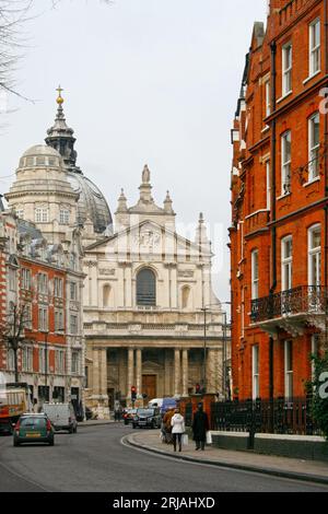 London, England - Januar 26 2007: The Church of the Immaculate Heart of Mary (auch bekannt als Brompton Oratory) ist eine große Neo-classica Stockfoto