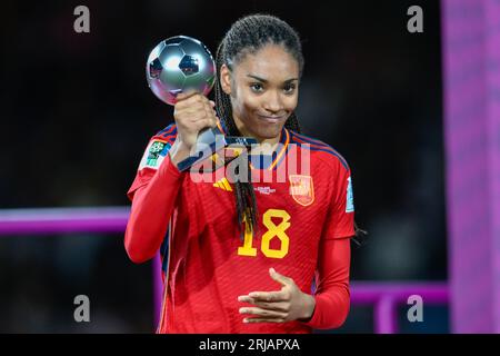 Salma Paralluelo aus Spanien, der am 20. August 2023 beim Finale der FIFA Frauen-Weltmeisterschaft 2023 im Stadion Australien, Sydney, Australien, die beste Auszeichnung für junge Spieler erhält. Foto von Richard Nicholson. Nur redaktionelle Verwendung, Lizenz für kommerzielle Nutzung erforderlich. Keine Verwendung bei Wetten, Spielen oder Veröffentlichungen eines einzelnen Vereins/einer Liga/eines einzelnen Spielers. Stockfoto