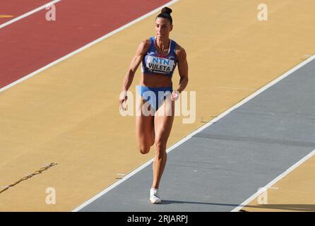 Budapest, Hongrie. August 2023. Ivana Vuleta (SRB), Langsprung der Frauen bei den Leichtathletik-Weltmeisterschaften 2023 am 20. August 2023 in Nemzeti Atletikai Kozpont in Budapest, Ungarn - Foto Laurent Lairys/DPPI Credit: DPPI Media/Alamy Live News Stockfoto