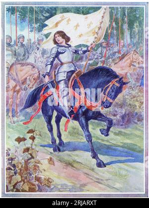 Jeanne d'Arc an der Spitze der französischen Armee, Jeanne ( ca. 1412 – 30. Mai 1431) ist ein Schutzpatron von Frankreich, geehrt als Verteidigerin der französischen Nation für ihre Rolle bei der Belagerung von Orléans und ihr Beharren auf der Krönung Karls VII. von Frankreich während des Hundertjährigen Krieges. Stockfoto